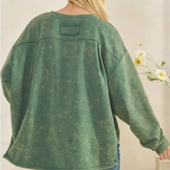 Sage & Fig Oversized bow sweatshirt - Picture 2 of 2